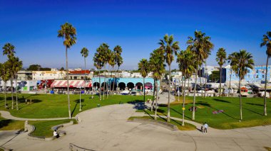 Venedik Plajı California yukarıdan güneşli bir günde Los Angeles Drone 'un hava fotoğrafçılığı