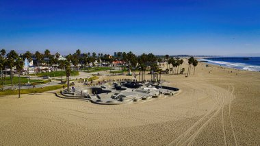 Venedik Plajı California yukarıdan güneşli bir günde Los Angeles Drone 'un hava fotoğrafçılığı