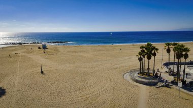 Venedik Plajı California yukarıdan güneşli bir günde Los Angeles Drone 'un hava fotoğrafçılığı