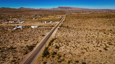 Kuru manzarasıyla yukarıdan Arizona Çölü - hava manzarası - hava fotoğrafçılığı