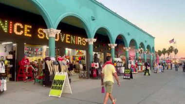 İnanılmaz Venedik Sahili Kaliforniya - LOS ANGELES, ABD - 5 Kasım 2023