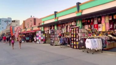 İnanılmaz Venedik Sahili Kaliforniya - LOS ANGELES, ABD - 5 Kasım 2023