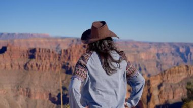Arizona 'daki Büyük Kanyon' un nefes kesici manzarası. Seyahat fotoğrafçılığı.