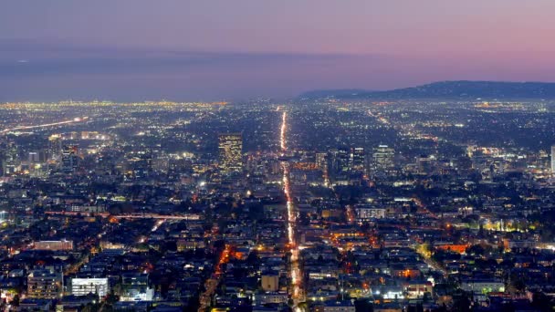 在夜间旅行摄影中俯瞰充满活力的洛杉矶城市的美景 — 图库视频影像