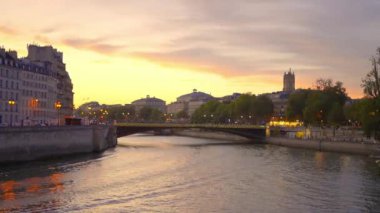 PARIS, FRANCE - 4 EYLÜL 2023