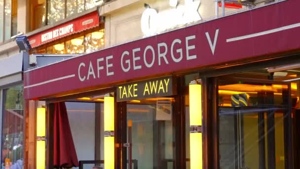 パリのシャンゼリゼのジョージVカフェ パリス フランス セプターニョー 2023 — ストック動画