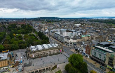 Yukarıdan Edinburgh Şehri - EDINBURGH, SCOTLAND İngiltere - 4 Ekim 2022