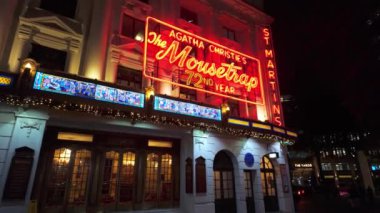 Mousetrap Agatha Christie, 12 Aralık 2023 'te Londra' nın St. Martins Lane 'deki en eski oyunudur.