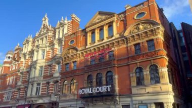 Sloane Meydanı Londra 'daki Kraliyet Tiyatrosu - Londra, Birleşik Kraliyet Tiyatrosu - 12 Aralık 2023