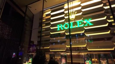 Londra Knightsbridge Rolex mağazası - LONDON, BİRLİK KINGDOM - 12 ARALIK 2023