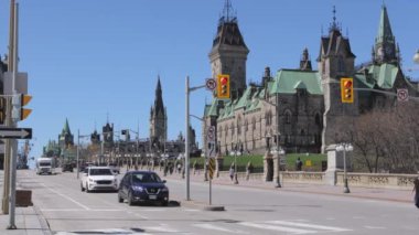 Parlamento Binası, Parliament Hill - OTTAWA, ONTARIO CANADA - 16 Nisan 2024