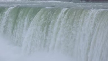 Dünyanın en ünlü şelaleleri Niagara Kanada 'ya düşer - Kanada' da seyahat fotoğrafçılığı