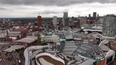 Birmingham şehir merkezinin üzerinde hava görüntüsü - hava aracı fotoğrafçılığı