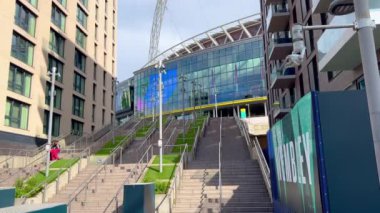 Wembley Stadyumu 'na giden adımlar - Londra, Birleşik Krallık KINGDOM - 27 Mayıs 2024