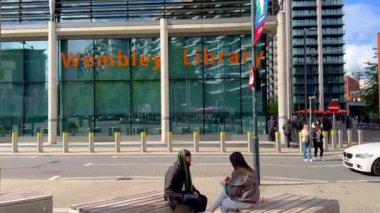 Brent Kent Merkezi 'ndeki Wembley Kütüphanesi - Londra, İngiltere Birleşik KINGDOM - 27 Mayıs 2024