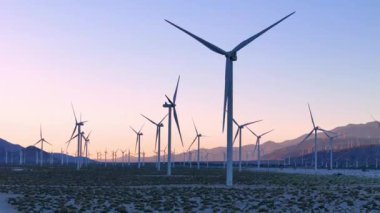 Palm Springs 'teki Windmill Parkı hava görüntüsü - hava fotoğrafçılığı