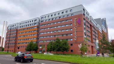 Birmingham 'daki Aston Üniversitesi - BIRMINGHAM, İngiltere KINGDOM - 23 Mayıs 2024