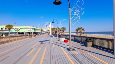 Myrtle Beach SC 'nin güzel sahil yolu - MYRTLE BEACH, GÜNEY CAROLINA - 28 Ekim 2024