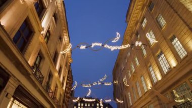 Londra Noel Zamanı - Regent Street Xmal Lights - London, Birleşik KINGDOM - 23 ARALIK 2024