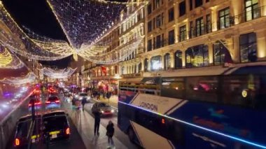 Londra 'da Noel Alışverişi - Muhteşem Regent Caddesi - Londra, Birleşik KINGDOM - 21 Aralık 2024