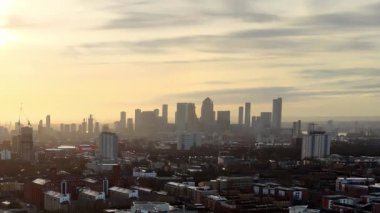 Londra 'nın doğu ucundaki hava manzarası - Londra, Birleşik KINGDOM - 23 ARALIK 2024