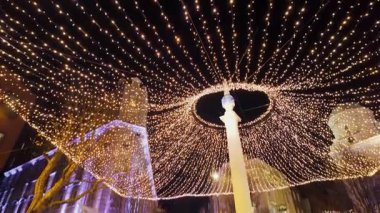 Londra 'da Noel Zamanı Güzel Yedi Çağrı - Londra, Birleşik KINGDOM - 21 ARALIK 2024