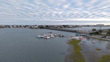 Wilmington North Carolina 'daki Wrightsville Sahili hava manzaralı.