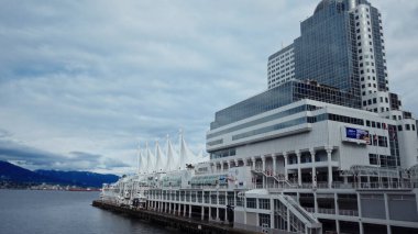 VANCOUVER, CANADA - 11 Nisan 2017 - Kanada ve Pan Pasifik Vancouver Oteli Vancouver, British Columbia
