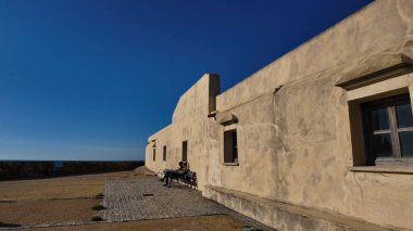 Castillo de Santa Catalina, Cadiz 'in tarihi bir simgesi - CADIZ, İspanya - 26 Mart 2025