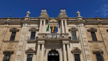 Seville Üniversitesi, tarihi bir dönüm noktası olan Royal Tobacco Factory 'de bulunmaktadır.