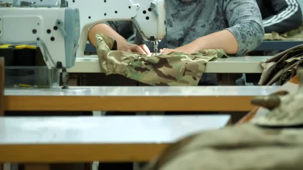 Sewing Camouflage Military Clothes Sewing Workshop Working Process Clothing Manufacturing — Stockvideo