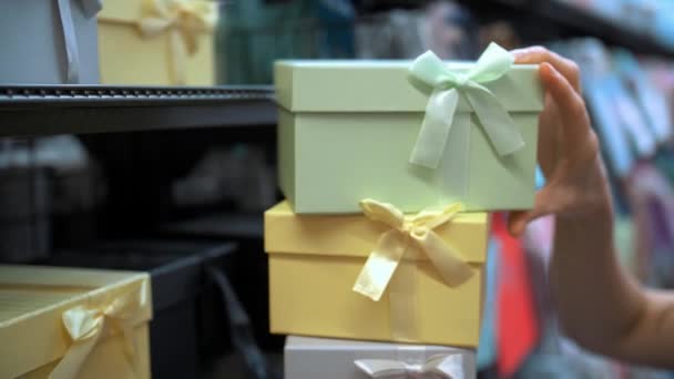 Boîte Cadeau Gros Plan Élégantes Boîtes Cadeaux Colorées Avec Des — Video