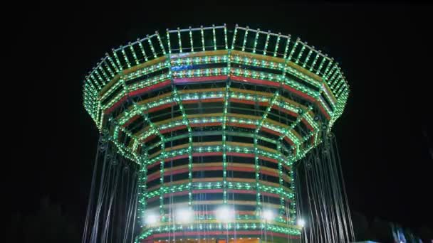 Carrusel Con Luces Parque Temático Paseos Populares Columpio Carrusel Colorido — Vídeo de stock
