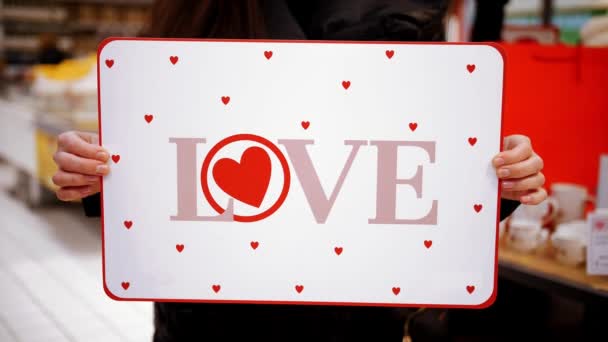 Valentin Nap Közelkép Egy Plakátot Tartok Kezemben Feliratos Szerelemmel Valentin — Stock videók