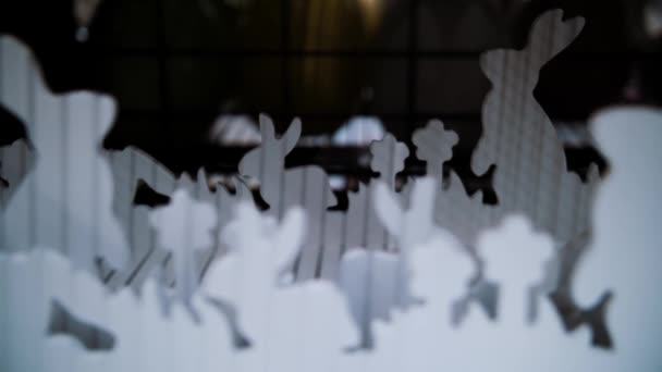 Foire Pâques Gros Plan Figurines Blanches Décoratives Lapins Pâques Dans — Video