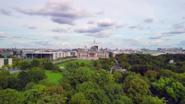 Voo Passagem Muito Próximo Drone Casa Culturas Distrito Governo Berlim — Vídeo de Stock