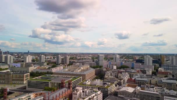 Boom Slide Right Drone Skyline Linden Trees Berlin Germany Summer — Vídeo de stock
