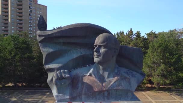 Kropla Drona Ernst Thaelmann Monument Berlin Niemcy Letni Dzień 2022 — Wideo stockowe