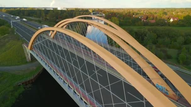 Létě Roku 2022 Přistát Žlutém Dálničním Mostě Braniborsku Německu Cinematic — Stock video