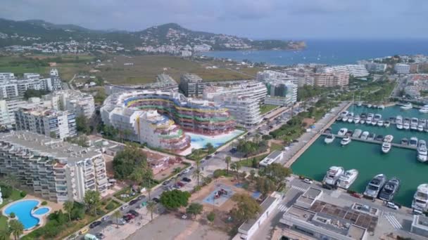 Fordított Drón Ibiza Sziget Kikötőjében Október 2022 Mozi — Stock videók