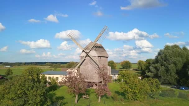 Panorama Orbit Drone Old Wooden Trestle Windmill Summer Golden Hour — Stock Video