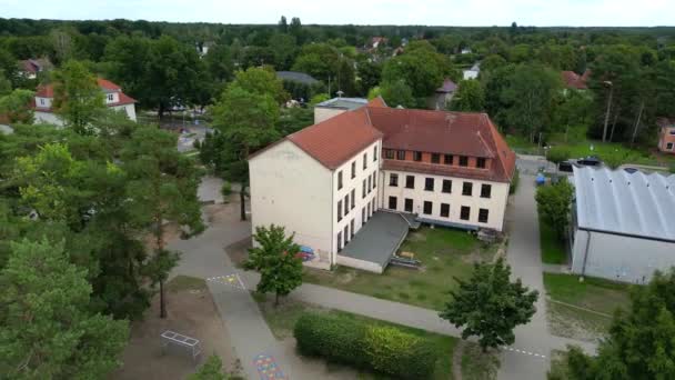 Unei Școli Cuprinzătoare Din Brandenburg Ziua Vară 2022 Cinematic — Videoclip de stoc