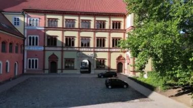 2022 yazında Wismar 'daki Almanya' da İHA 'yı devreye sokun. Yüksek kalite 4K Sinematik görüntüler