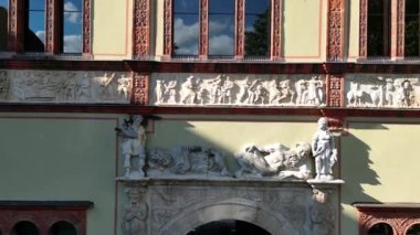 2022 yazında Wismar şehrinde insansız hava aracını yükseltin. Yüksek kalite 4K Sinematik görüntüler