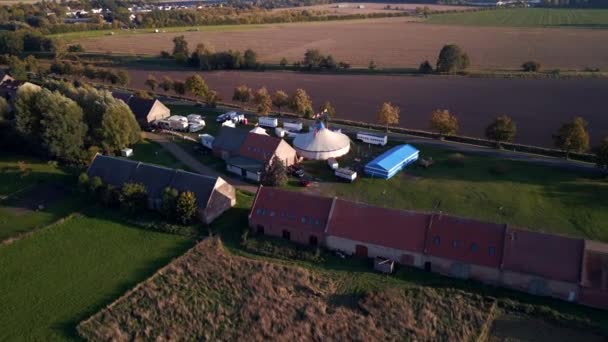 Panorama Overview Drone Brandenburg Circus Tent Kremmen Oberhavel Golden Houre — Vídeo de stock
