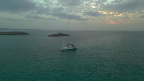Panorama Orbit Drone Beach Formentera Island Ibiza Spain Fall 2022 — Stok video