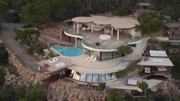 Panorama Orbit Drone Villa Island Ibiza Vedra Autumn 2022 High — Stockvideo