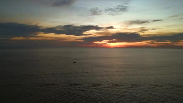 Fly Reverse Drone Sunset White Sand Beach Koh Chang Island — Vídeo de Stock