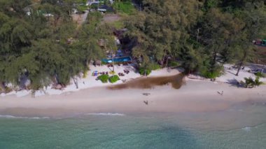 boom sliding to right drone top down view, white beach island ko kut, day 2022. 4k high Quality Cinematic Footage