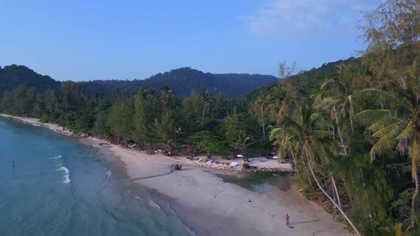Descending Drone Koh Kood Island Thailand Sunny Day 2022 High — 비디오